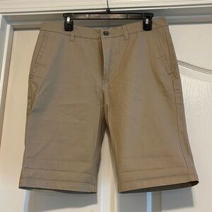 NWT Forever 21 men shorts size 32